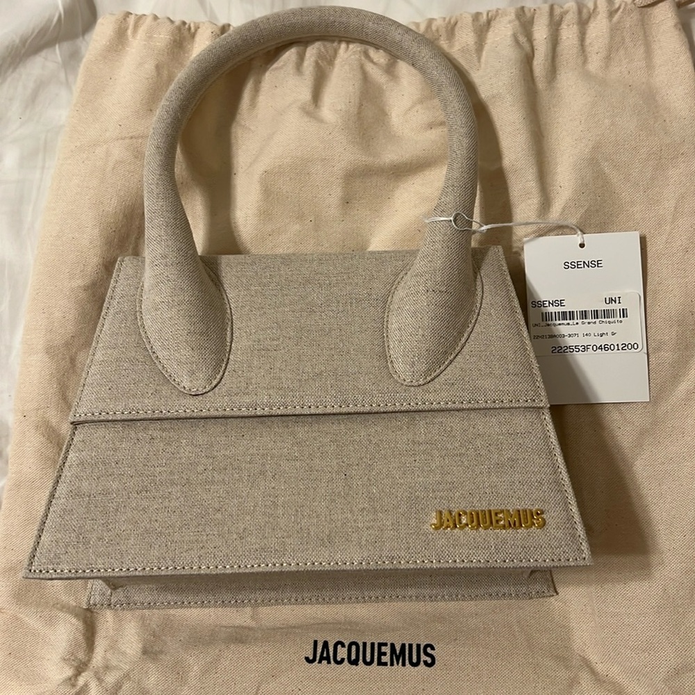 Jacquemus Le Grand Chiquito